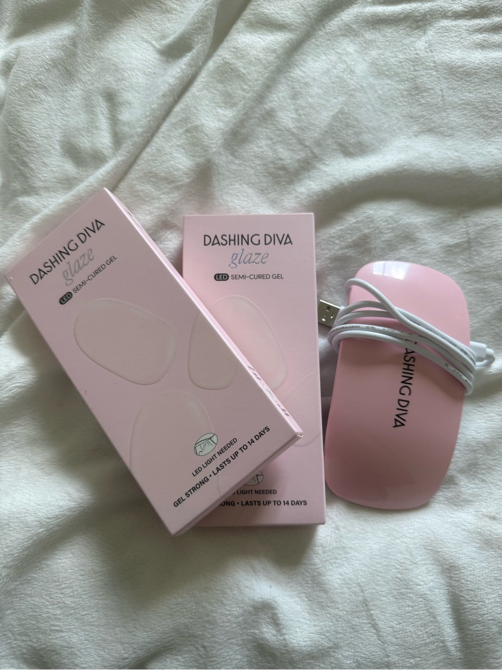 Dashing Diva Glaze LED Nail Gel Kit With two Color Sets